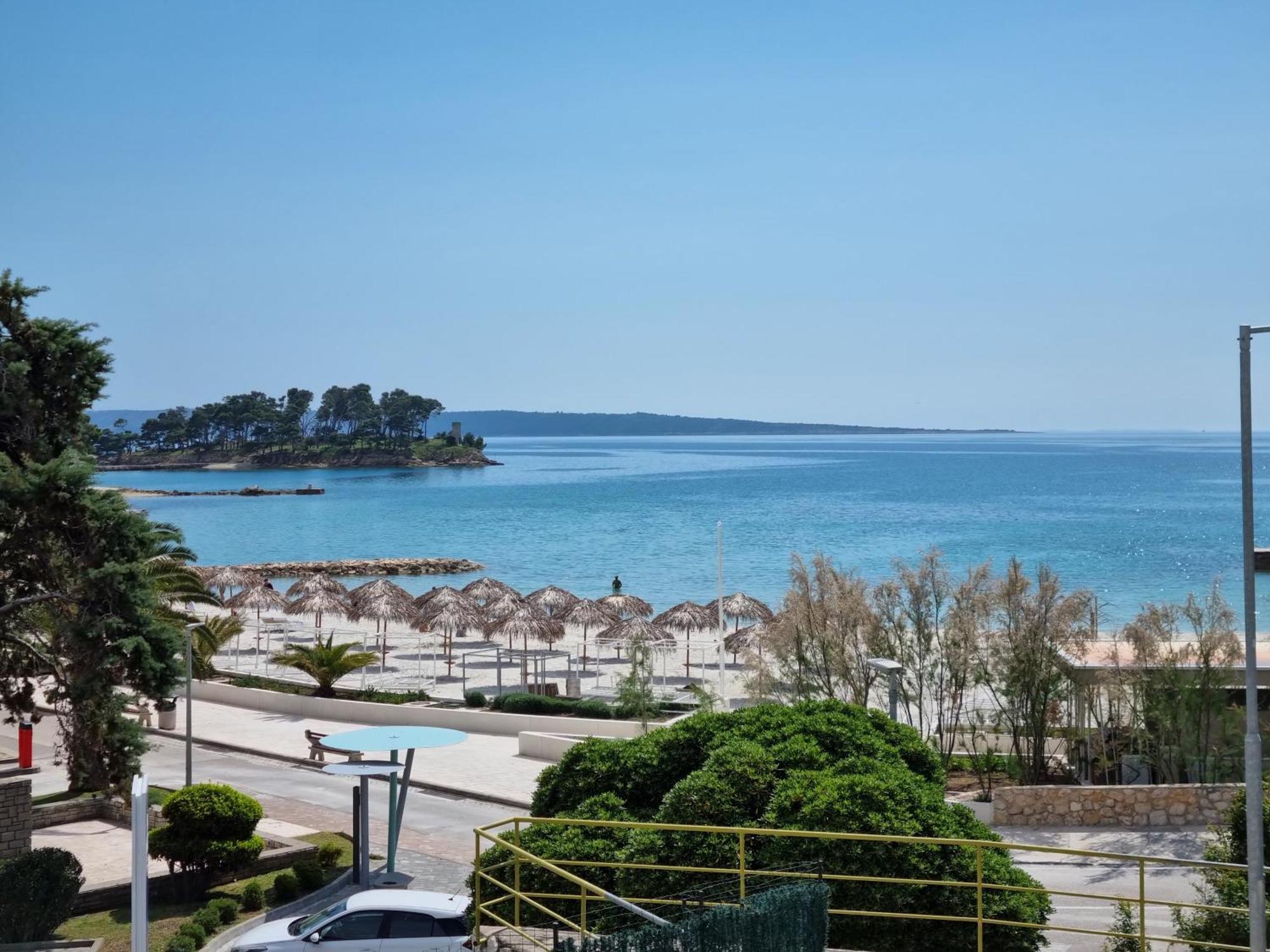 Apartment Lucka 라브 외부 사진